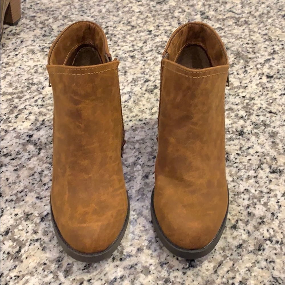 Women’s boots